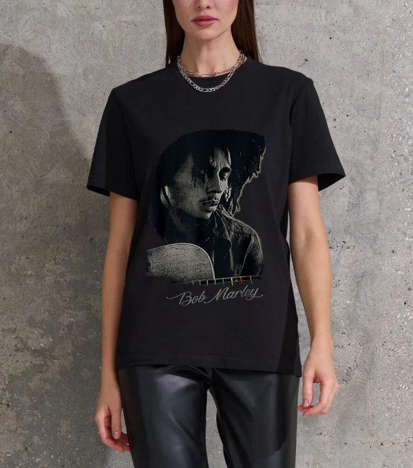 Men Bob Marley Shirts  David Burnett Guitar Photo T-Shirt Handmade T-Shirts Fashion Logo Tee Cotton Women Soft Shirts Crew Neck Short Sleeve Shirt Hip Hop Tee Top - Image 2